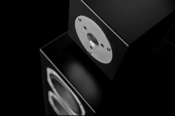 beyond_kidur_detail_2