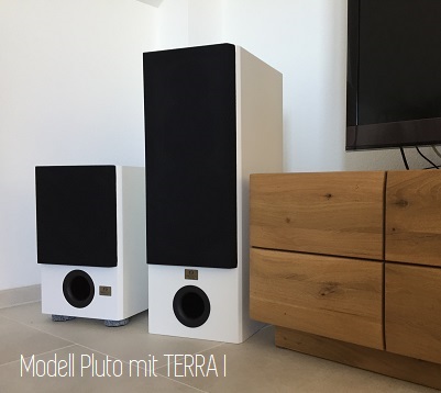 ORBID SOUND Modell PLUTO und TERRA I in weiß